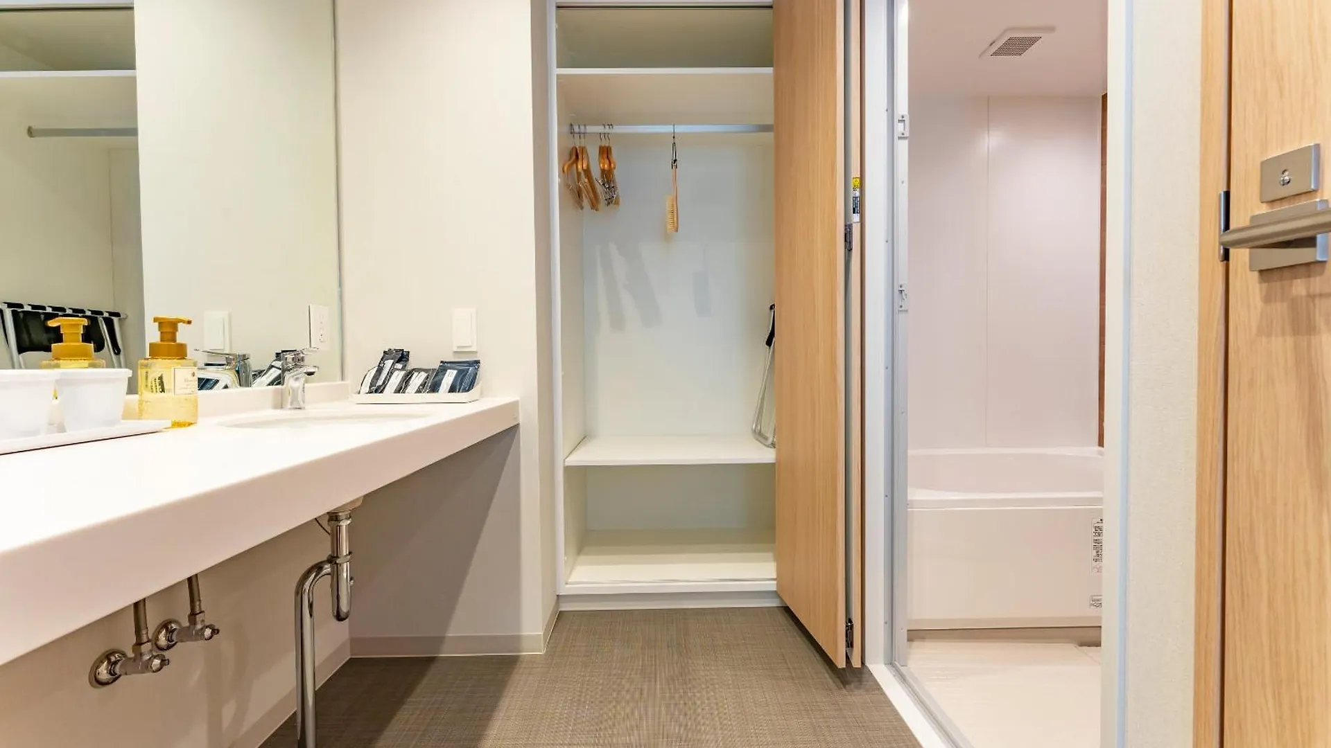 Cvs Bay Hotel Tokyo 3*,  Japan